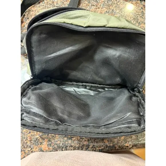 Gaozhili Olive Green Nylon Crossbody Bag-Excellent Condition - Picture 2 of 6